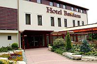 Hotel Bassiana Sárvár - 4 csillagos hotel Sárváron a Várkerületben Hotel Bassiana**** Sárvár - Akciós félpanziós Wellness hotel Sárváron a fürdő közelében - Sárvár